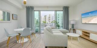 1703 N TAMIAMI TRAIL Gallery 7