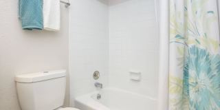 Nob Hill Apartments Gallery 29
