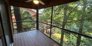 1702 Pine Tree Dr. Gallery 21