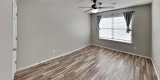 Beautiful 3 Bedroom 2 Bath Home With Storm Shelter in Mustang Schools Gallery 15
