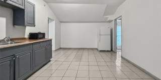 Spacious Tampa Home for Rent | Great Location & Large Yard! 3bed |2bath Gallery 8