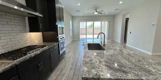 10319 W Harmony Ln Gallery 13
