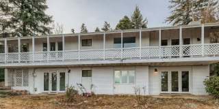 AMAZING LOCATION 4 Bed 2 Bath Home in Boulder! Gallery 3