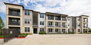 Alexan Magnolia Gallery 28