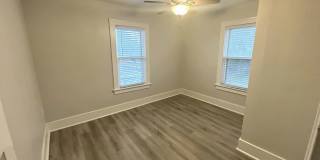 5 Bedroom / 2 Bath House - NEAR SEMO's CAMPUS Gallery 14