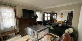 AVAILABLE JULY - 3 BEDROOM/1.5 BATHROOM HOME Gallery 4