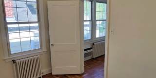 4491 MACARTHUR Boulevard NW unit: 303 Gallery 5