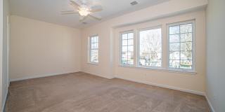 24 Robert Court Street Gallery 10