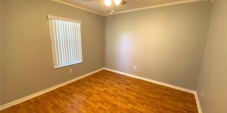 100 WOOD HAVEN Drive Gallery 8