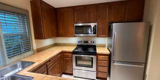 Mission Beach, 2 bedroom, 2 bathroom, with New Carpet, Parking, Laundry, Patio (807 Nantasket Ct. #A) Gallery 15