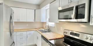 1362 Dix Drive - A Gallery 12