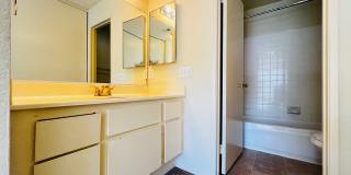 Mira Mesa Two Master Bedroom Upper Level Corner Condo Gallery 20