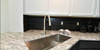 31 STRATFORD HALL Circle Gallery 23