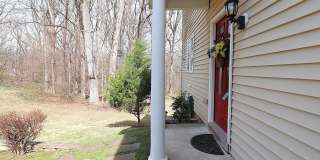 118 QUAINT ACRES Drive Gallery 3