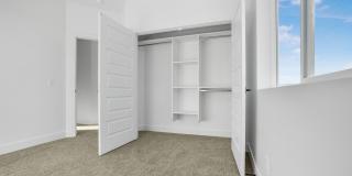 HURRICANE TOWNHOME!! Pet Friendly! Gallery 36