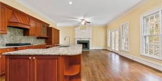 430 W Wesley Road NW Gallery 23