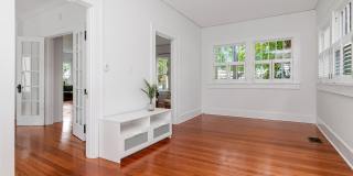 126 8TH Avenue NE Gallery 14