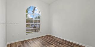 2247 Portofino Ave Gallery 26