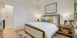 The Banks at Rivergate Gallery 13