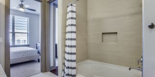 Windsor Cityline Gallery 16