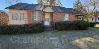 2802 Pecan Street Gallery 1