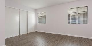 527 Spring Road Gallery 23