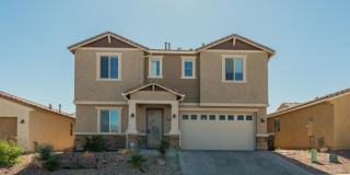 3 Bedroom, 2.5 Bath Gallery 1