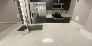 2811 N Oakland Forest Dr Gallery 4