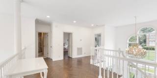 Luxury Furnished Home Gallery 38