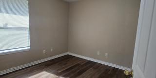 2800 McDonald Gallery 13