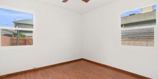 Recently Renovated University Heights 2 Bed 1 Bath with 2 off-street parking spaces! Pet OK! Gallery 25