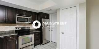 109 North Alderwood Street Gallery 5