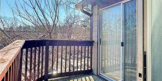901 Wentworth Court Gallery 21