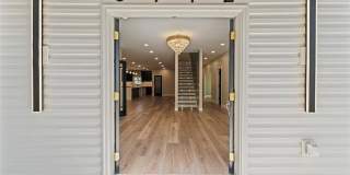 3912 4th Street Gallery 24