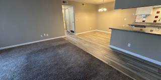 Spacious 3-Bedroom Condo with In-Unit Laundry – Convenient Aurora Location Gallery 15