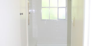 3 BR / 1 BA House off Shoal Creek/Steck! Gallery 3
