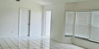367 SW Donna Terrace Gallery 3