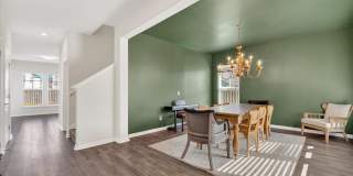 MOVE IN READY!-$500 OFF THE FIRST MONTHS RENT!-MOVE IN SPECIAL-BONUS ROOM!! Gallery 5