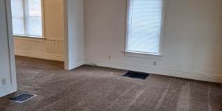 3 BR House Near North Side High School Gallery 3