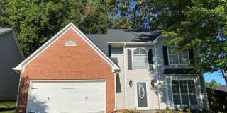 640 Suwanee Lakes Circle Gallery 1