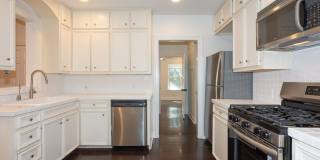 Adorable Enfield Home With Detached Studio Garage Gallery 10