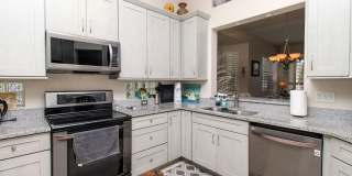 BEACH CLUB***BREAKWATER OF PELICAN BAY***3 BEDS/2.5 BATHS***FURNISHED SEASONAL*** Gallery 44