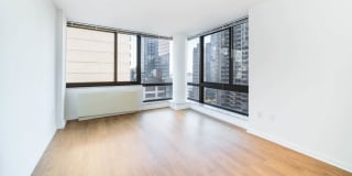 300 East 39th Gallery 23