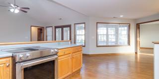 500 Fifth Avenue North Gallery 12