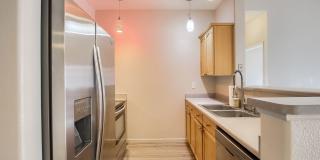 Beautiful Two Bedroom Condo in Littleton Gallery 8