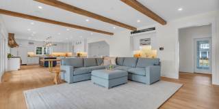 205 Morris Avenue Gallery 12