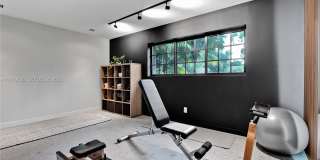 2500 Bayview Dr Gallery 62