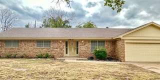 COMING JUNE 2026 - Spacious 3 Bedroom 2 Bathroom Home in College Hills Neighborhood! Gallery 1