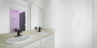 2023-Built 5BR Cul-de-Sac Home with Fenced Yard & Resort Amenities Gallery 21