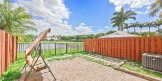 3728 NE 3rd Ct Gallery 25